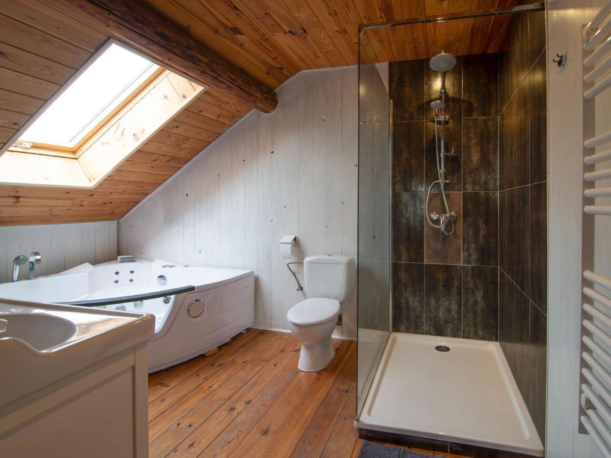 Very Spacious House With Sauna Spa And Countryside Views Gouvy 外观 照片