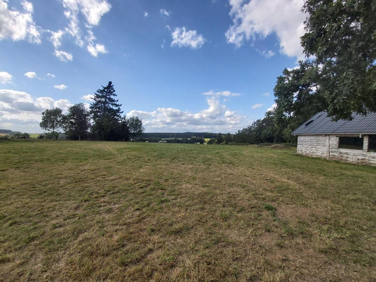 Very Spacious House With Sauna Spa And Countryside Views Gouvy 外观 照片
