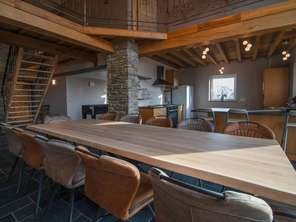 Very Spacious House With Sauna Spa And Countryside Views Gouvy 外观 照片